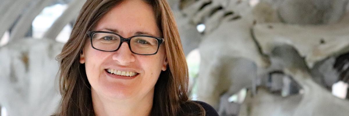 Professor Rebecca Kilner Professor Rebecca Kilner